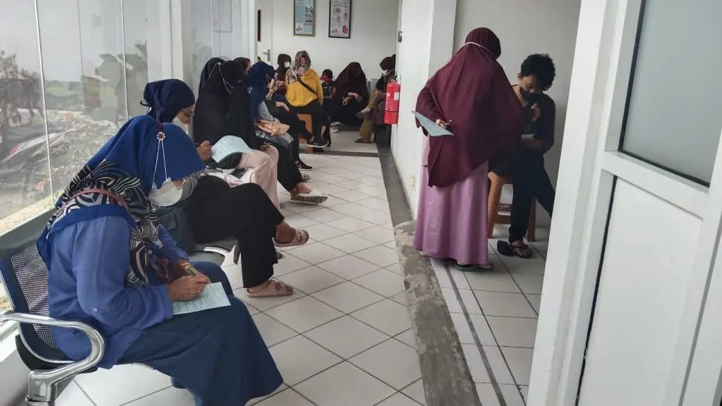 Pelayanan Kesehatan dan Apotik